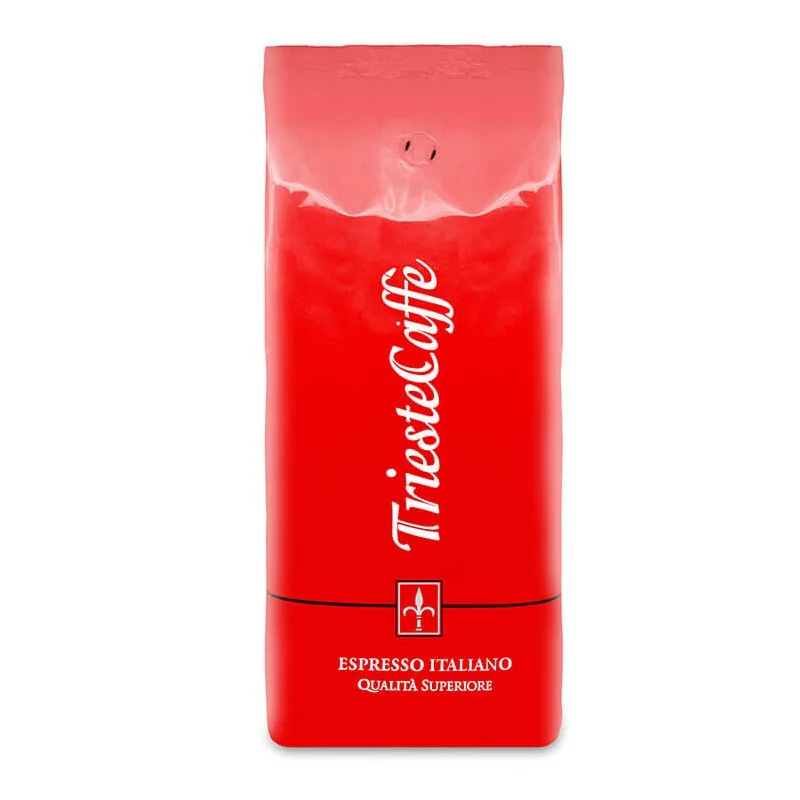 Czerwone opakowanie kawy ziarnistej Rosa